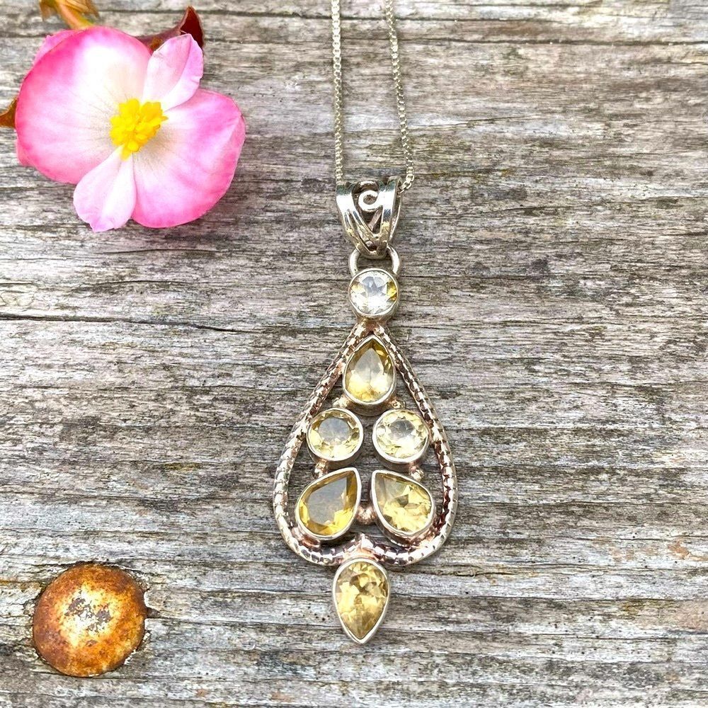 Sterling Silver Yellow Citrine Tear Drop Pendant Necklace. EUC!